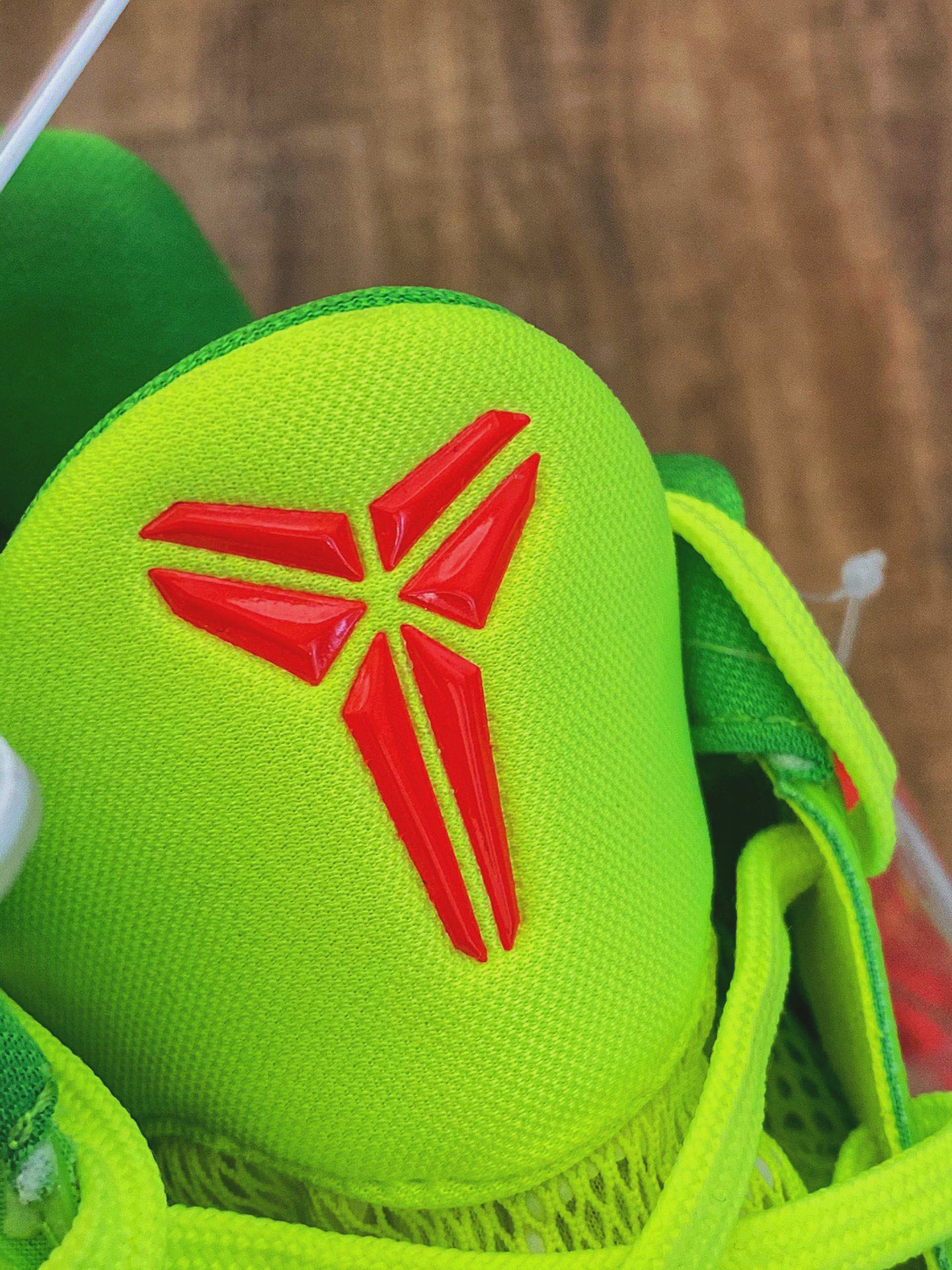 Kobe 6 Grinch - Image 6