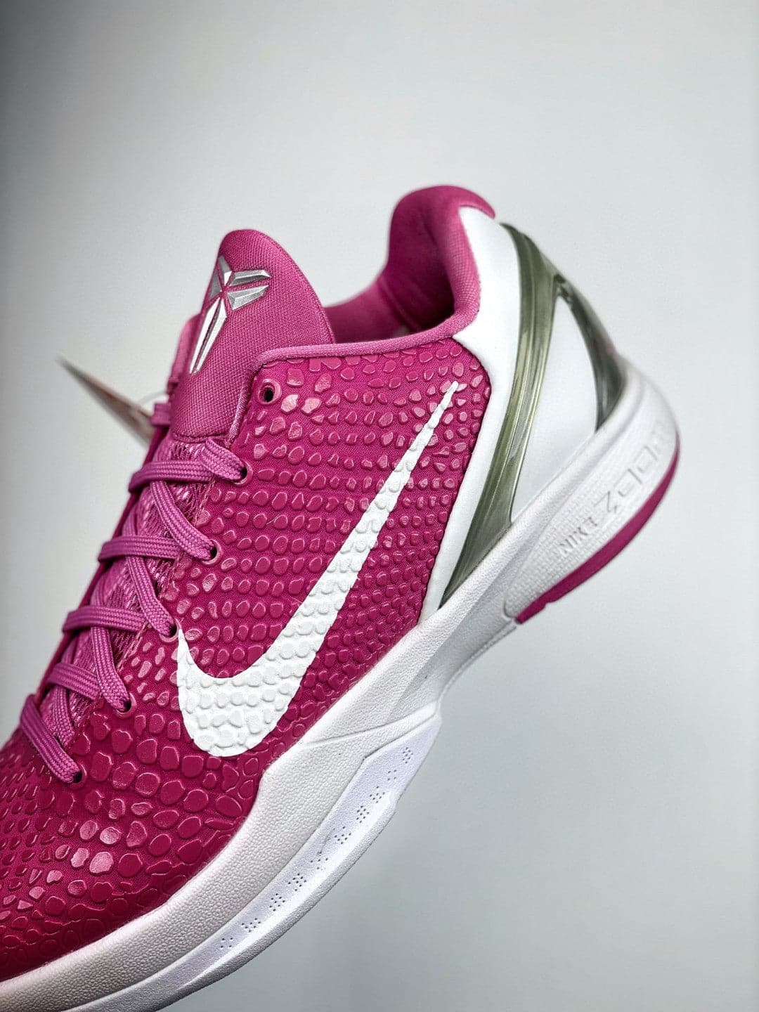 Kobe 6 Think Pink - Image 7