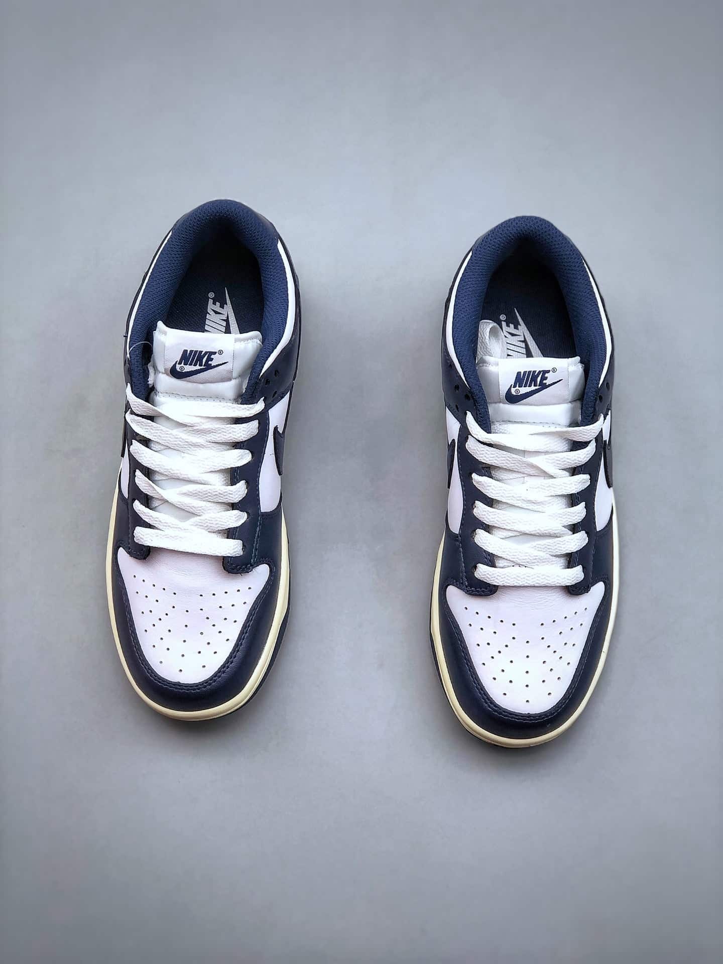 Dunk Low Vintage Navy - Image 9