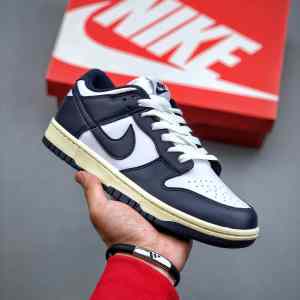 Dunk Low Vintage Navy