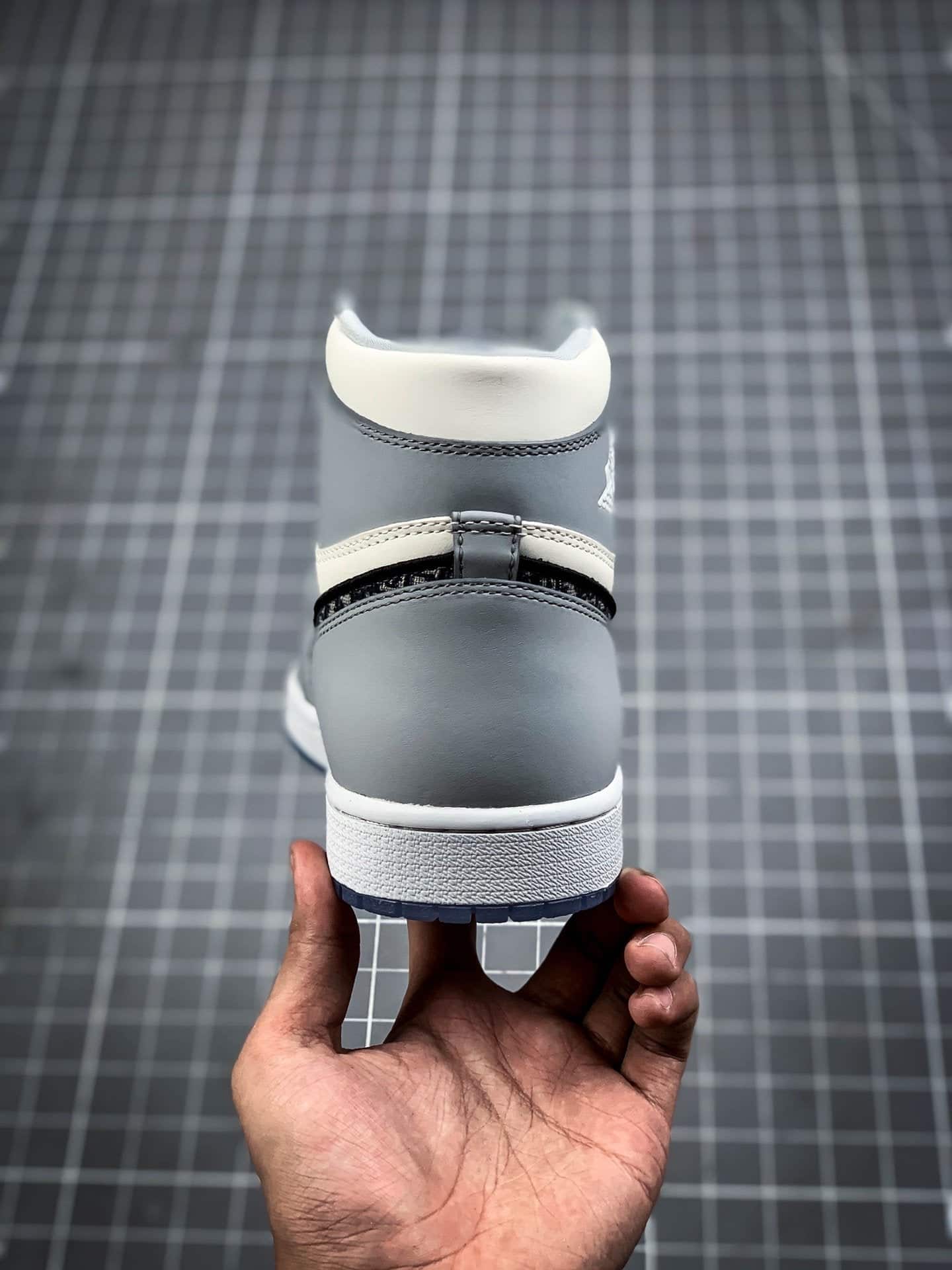 Jordan 1 Retro High Dior (GOD TIER) - Image 8