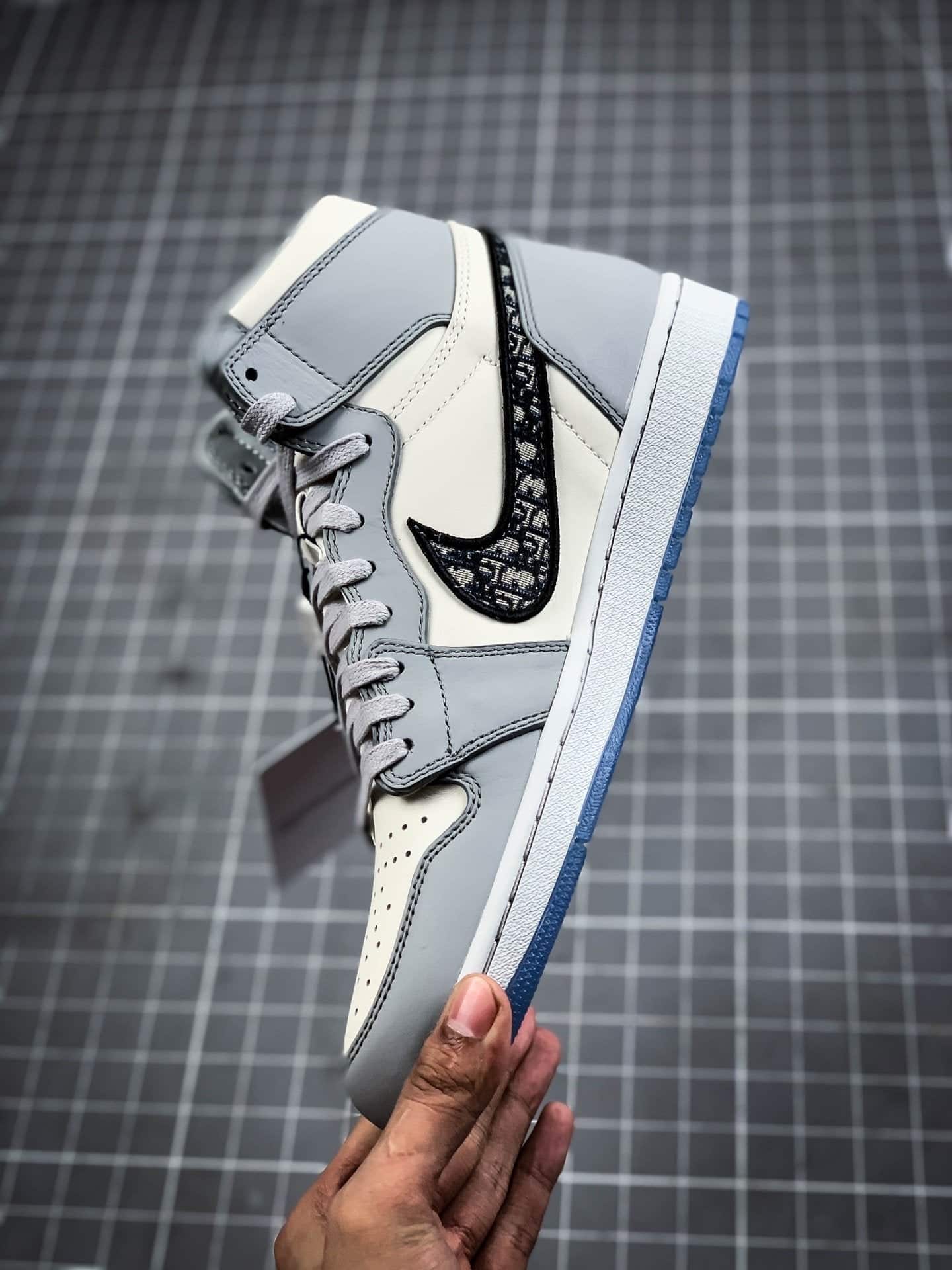 Jordan 1 Retro High Dior (GOD TIER) - Image 6