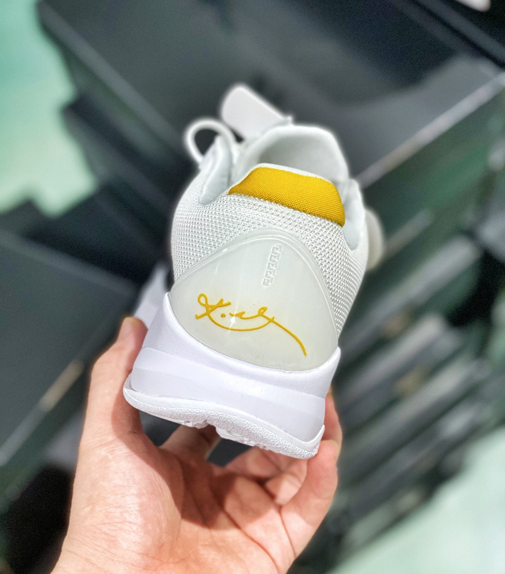 Kobe 5 Bruce Lee - Image 6