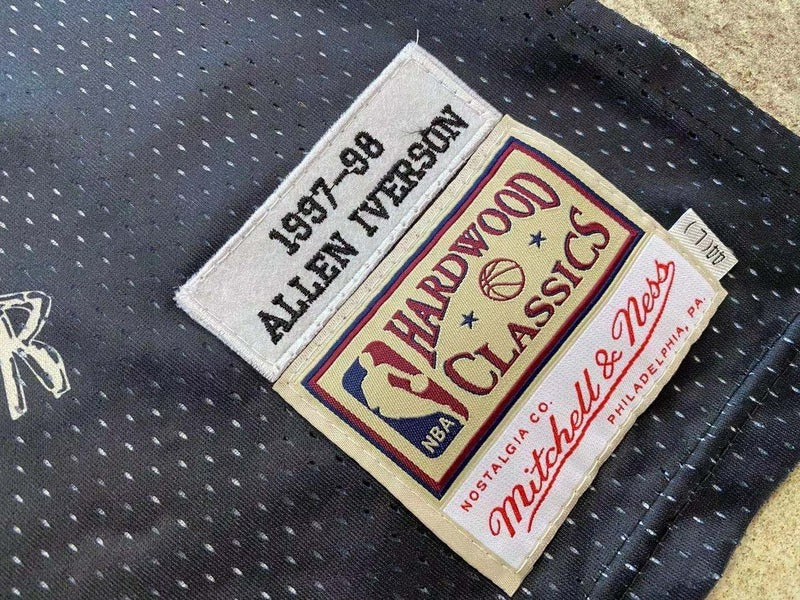 Allen Iverson Philadelphia 76ers Jersey - Image 4