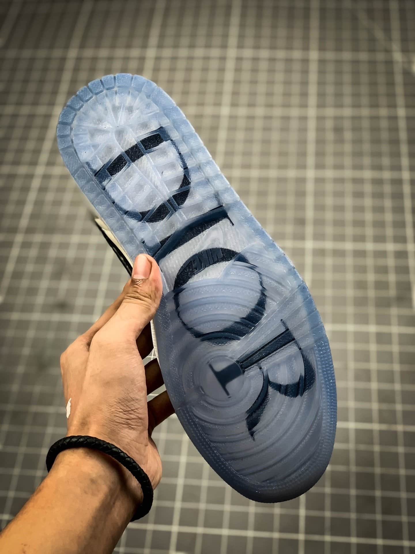 Jordan 1 Retro High Dior (GOD TIER) - Image 7