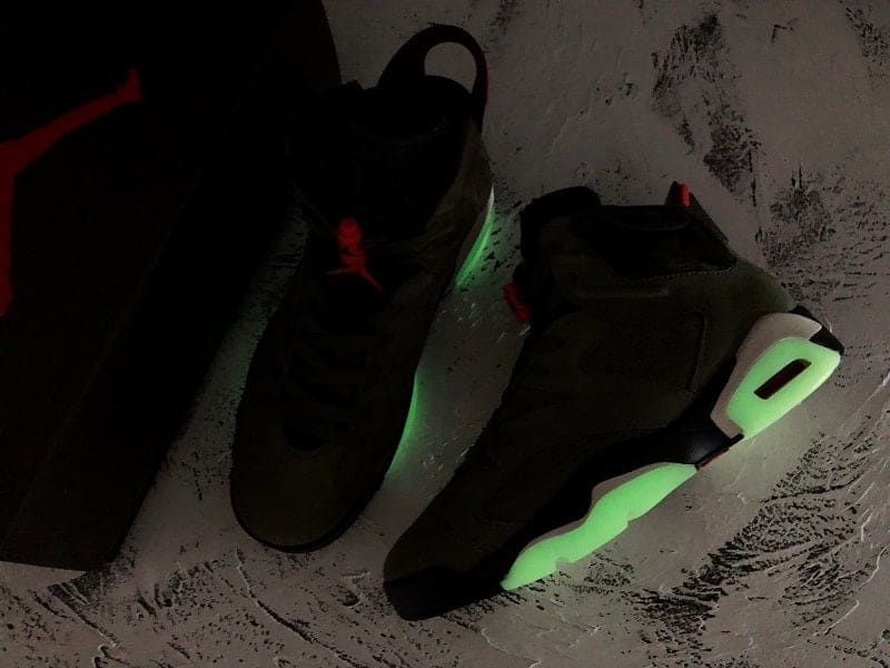 Jordan 6 Retro Travis Scott Olive - Image 13