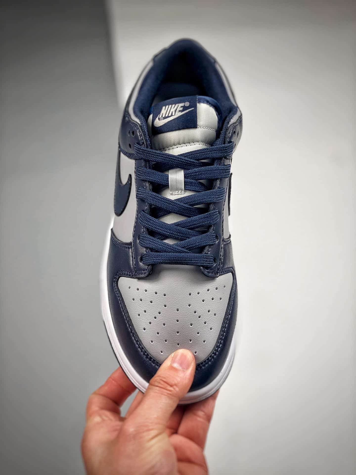 Dunk Low Georgetown - Image 6