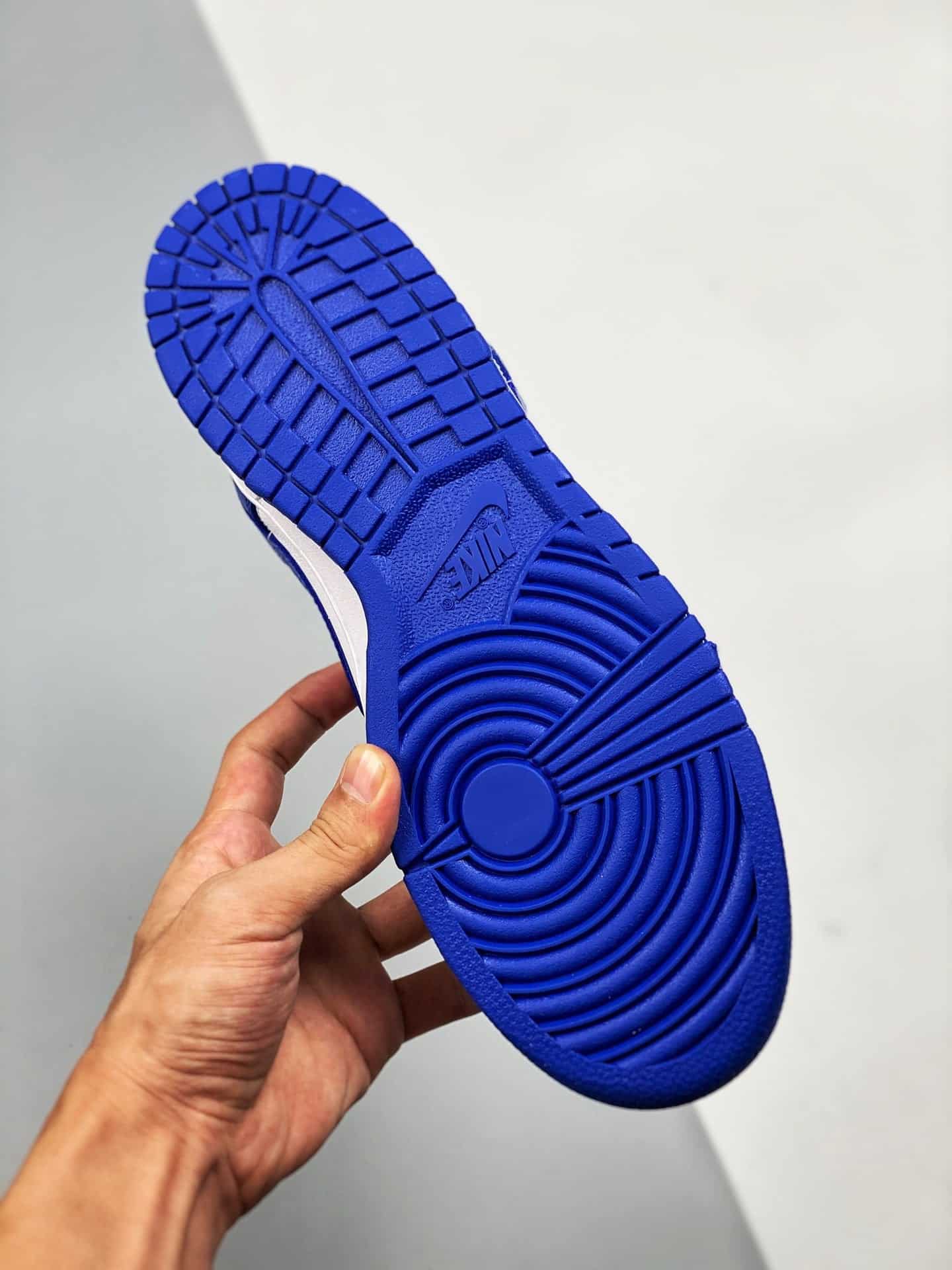 Dunk Low Kentucky - Image 7