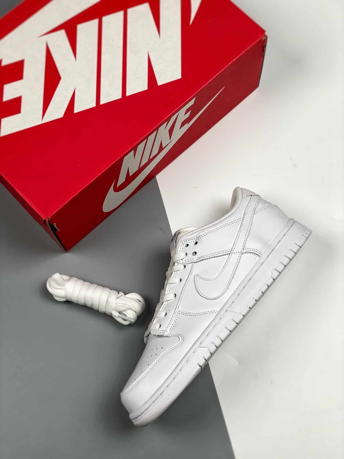 Dunk Low Triple White - Image 3