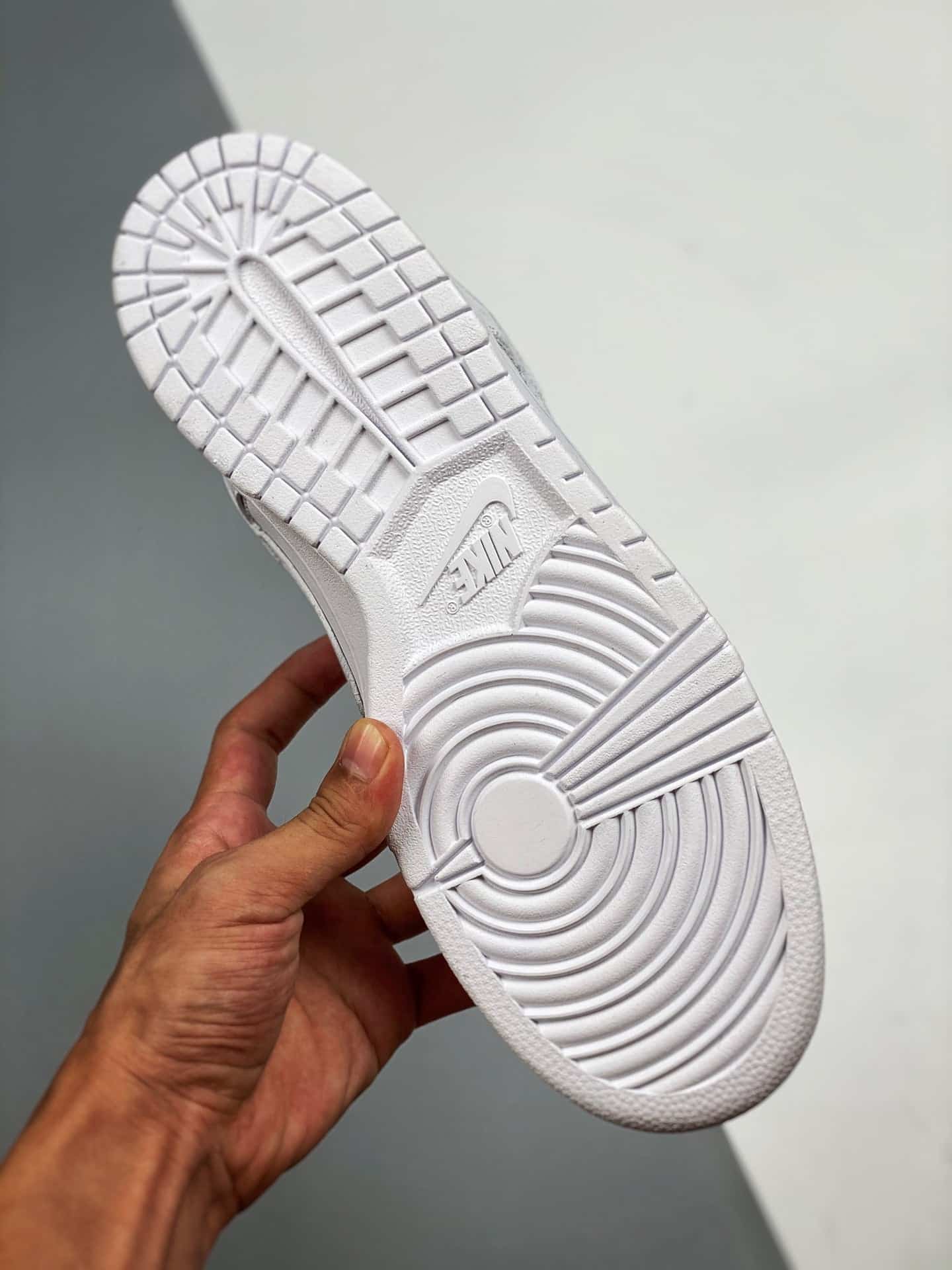 Dunk Low Triple White - Image 7