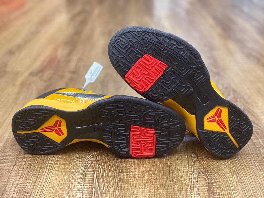 Kobe 5 Bruce Lee - Image 4