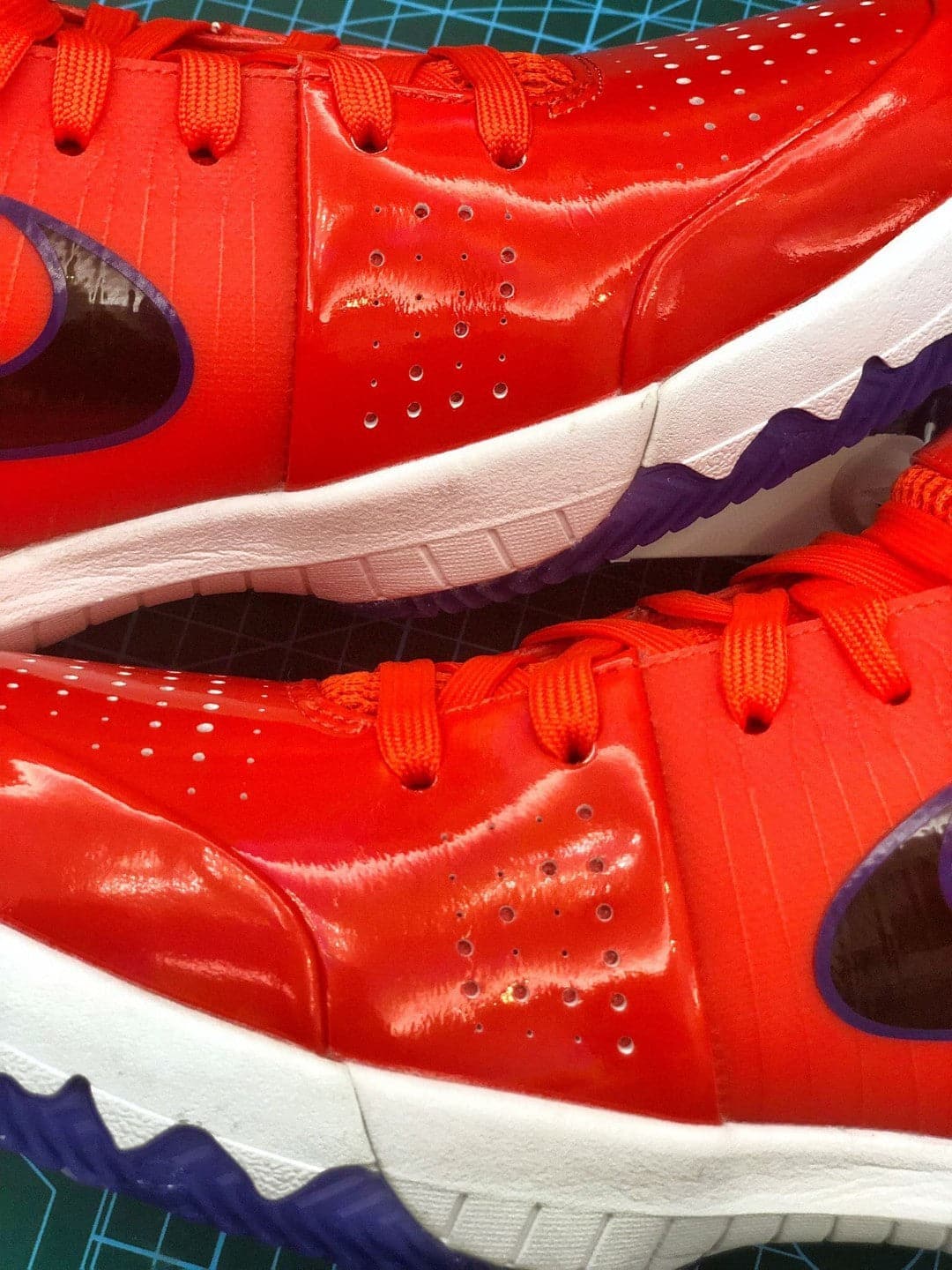 Kobe 4 Undefeated Phoenix Suns - Image 6