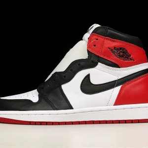 Jordan 1 Retro High Black Toe