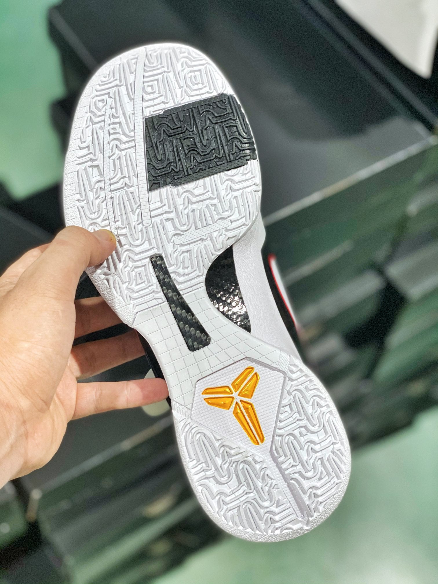 Kobe 5 Bruce Lee - Image 5