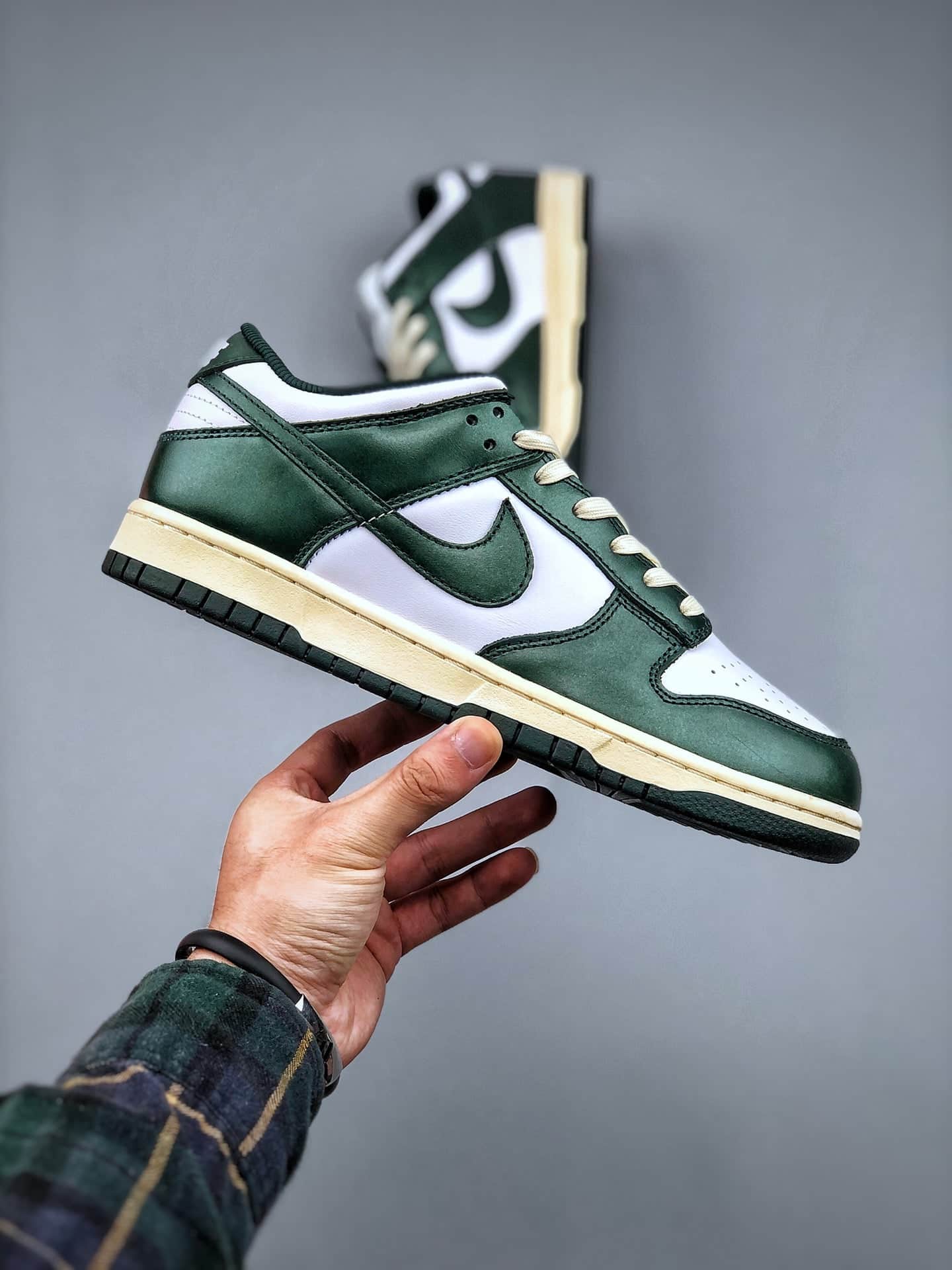 Dunk Low Vintage Green - Image 3