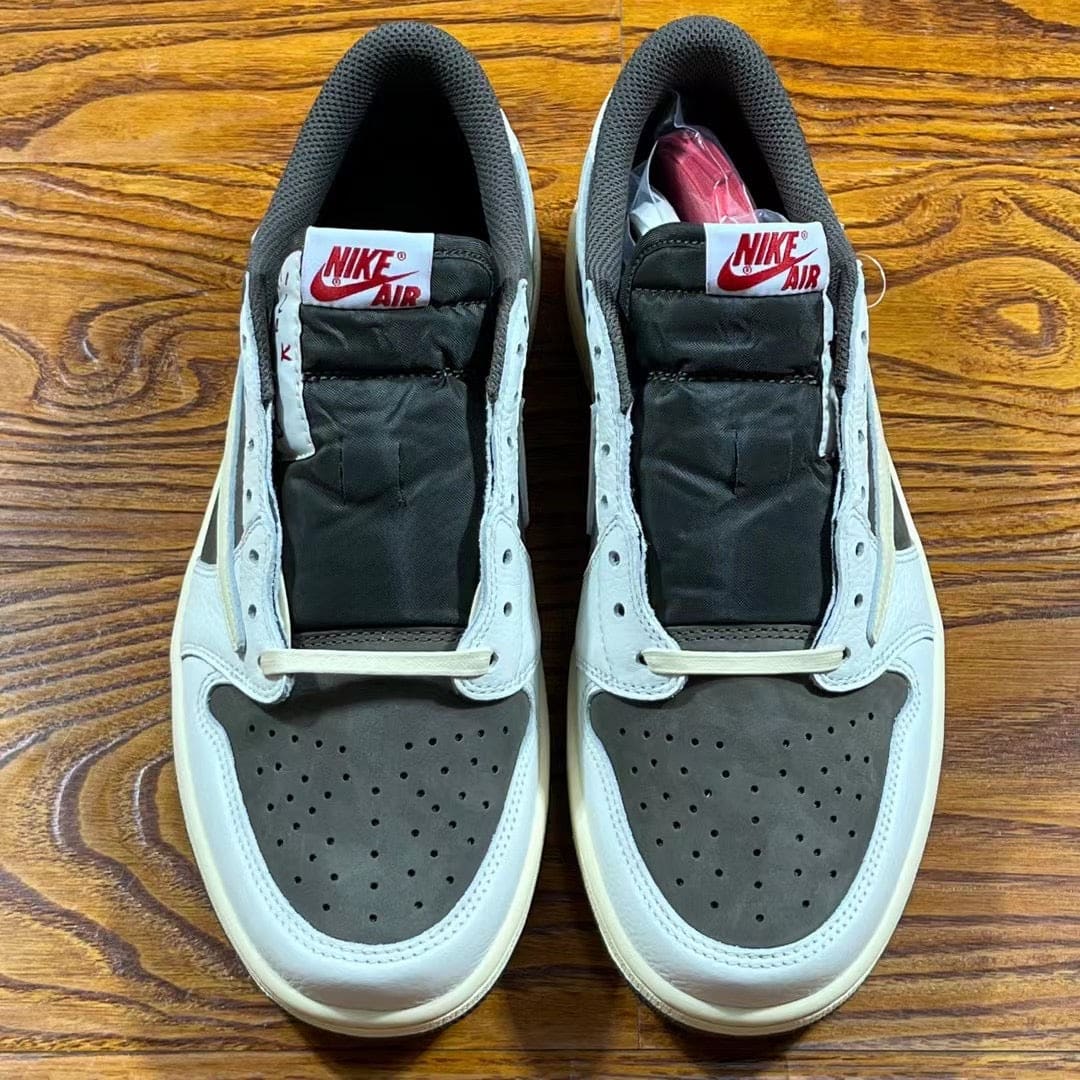 Jordan 1 Retro Low Travis Scott - Image 3