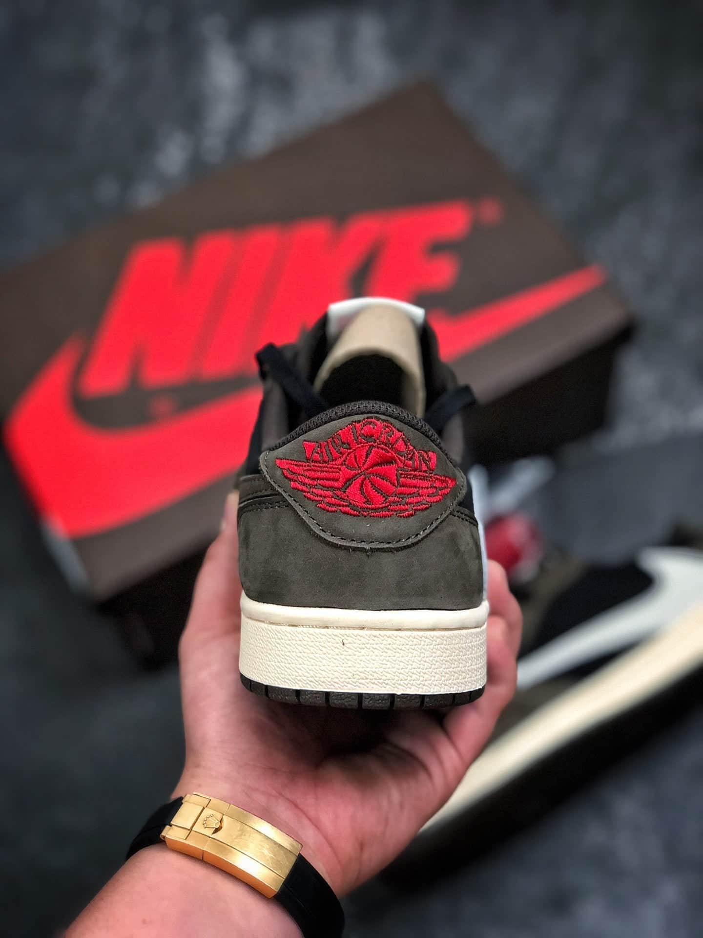 Jordan 1 Retro Low Travis Scott - Image 4