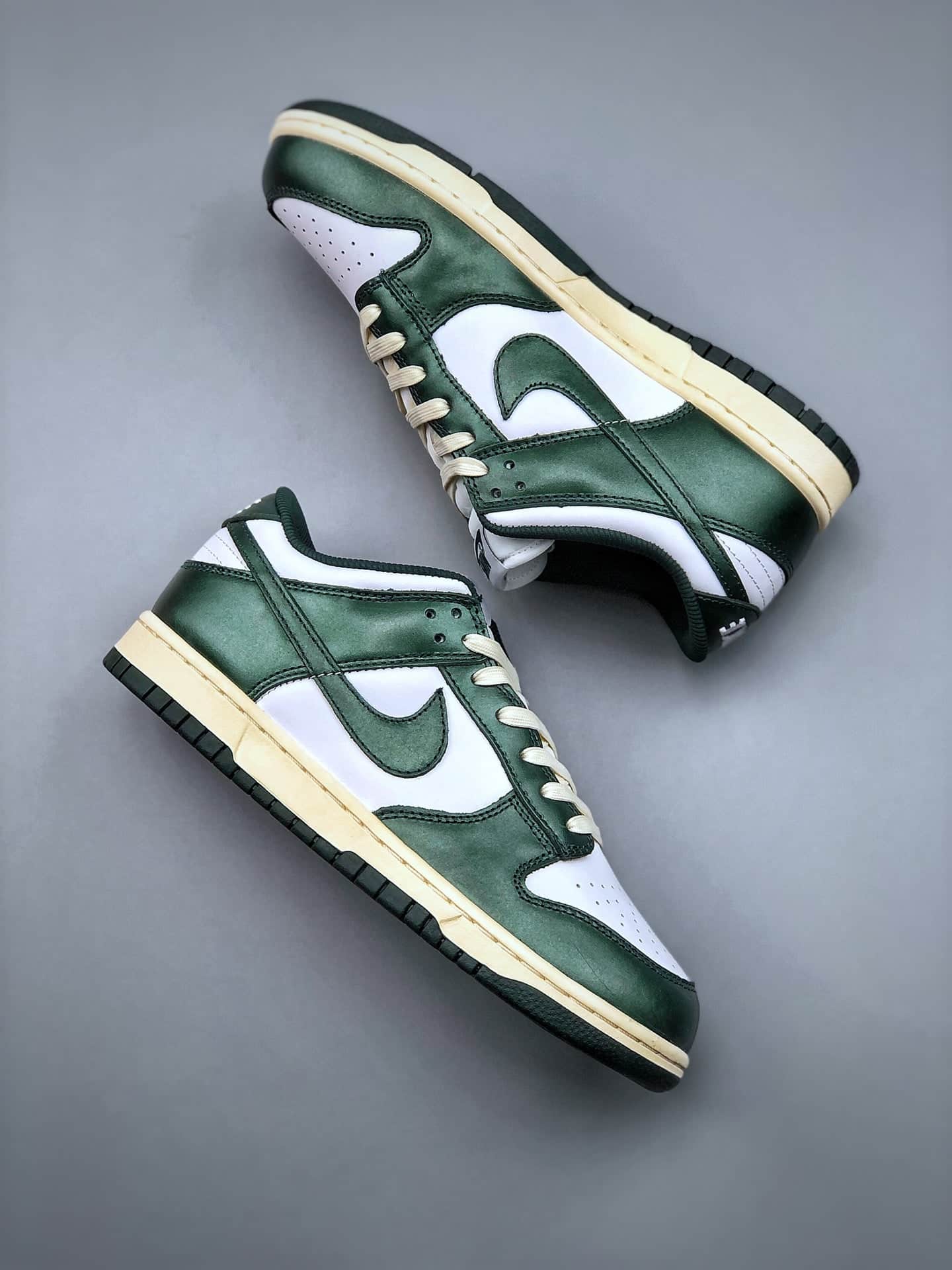 Dunk Low Vintage Green - Image 9