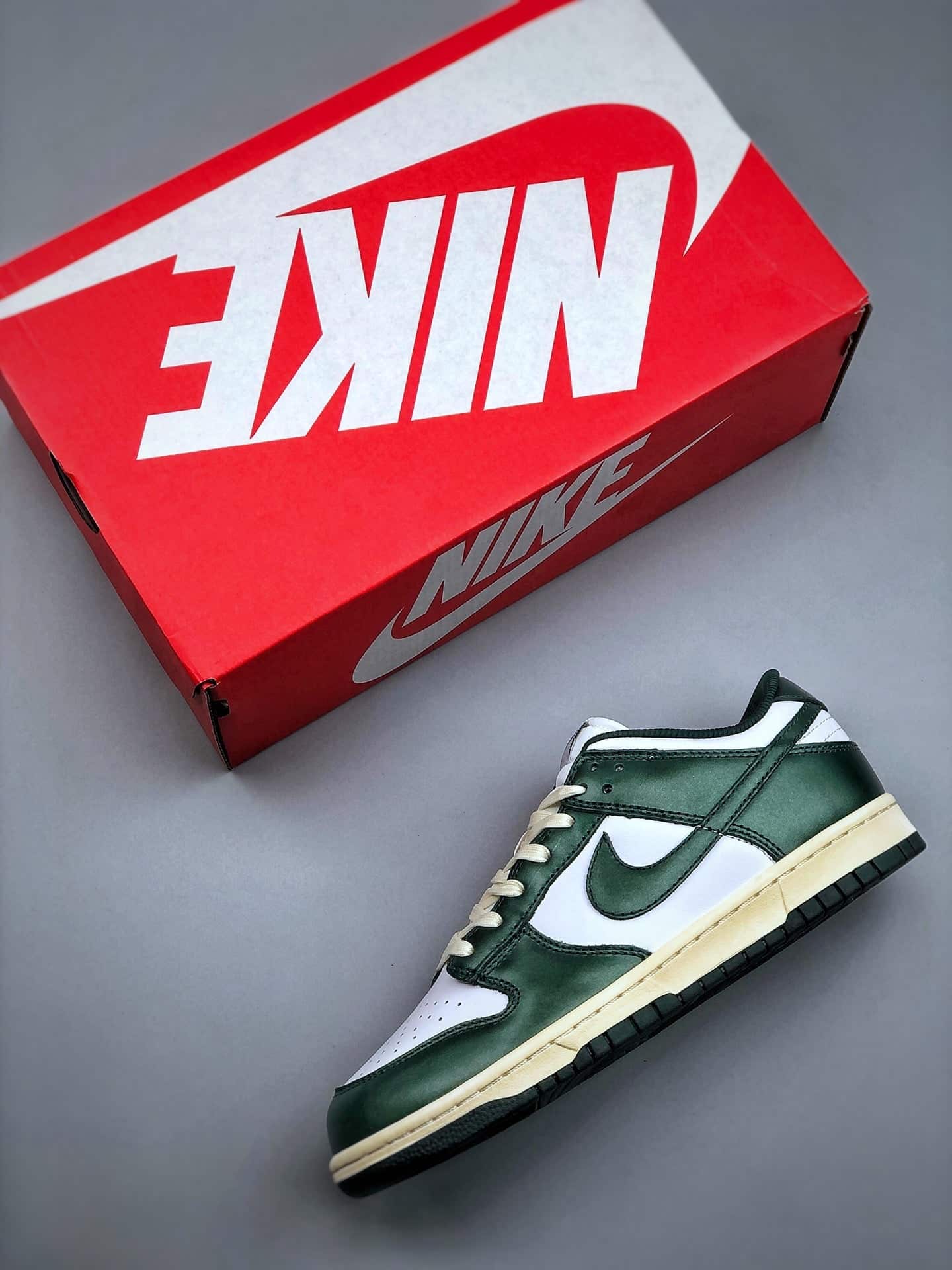 Dunk Low Vintage Green - Image 4