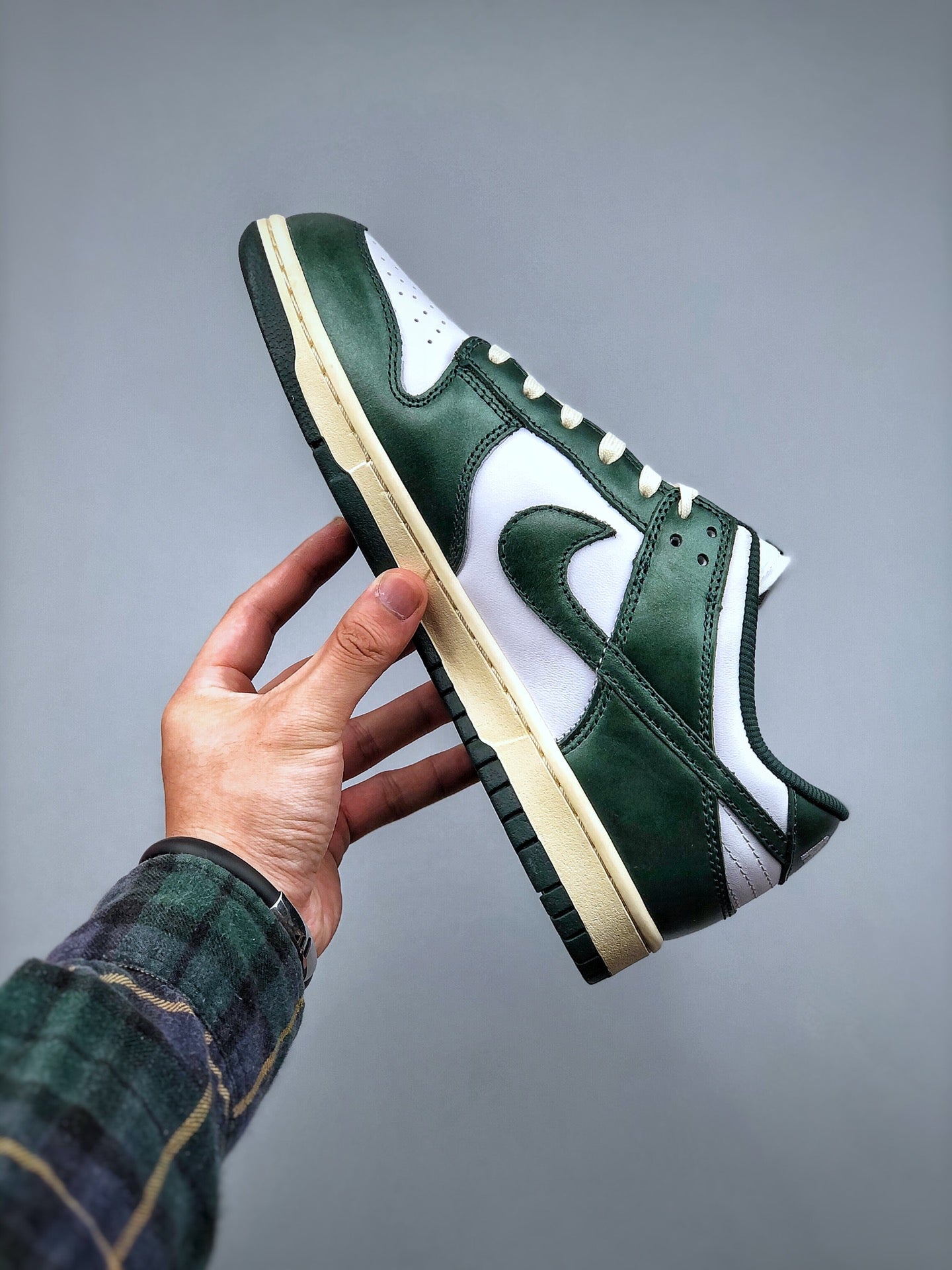 Dunk Low Vintage Green - Image 2