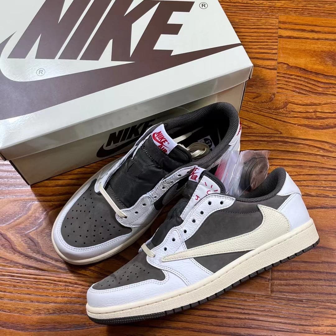 Jordan 1 Retro Low Travis Scott - Image 9