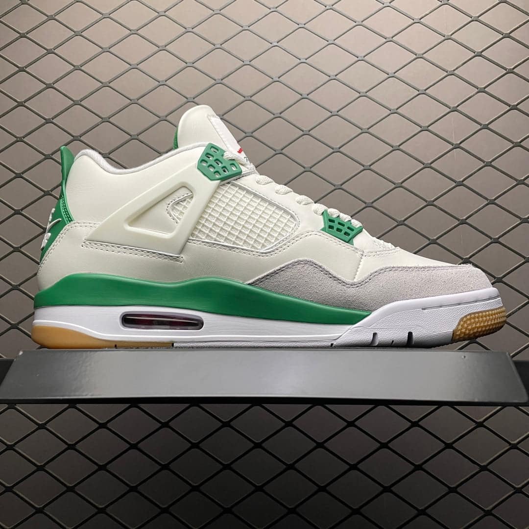Jordan 4 Retro SB Pine Green - Image 5