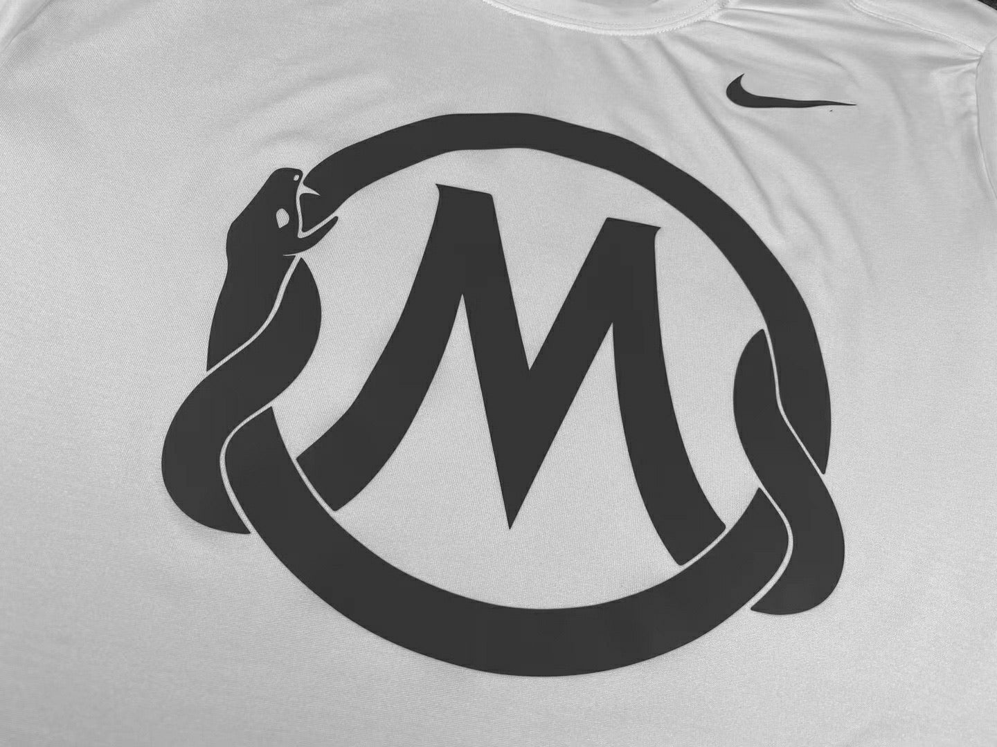 Kobe Bryant Mamba T-Shirt - Image 4