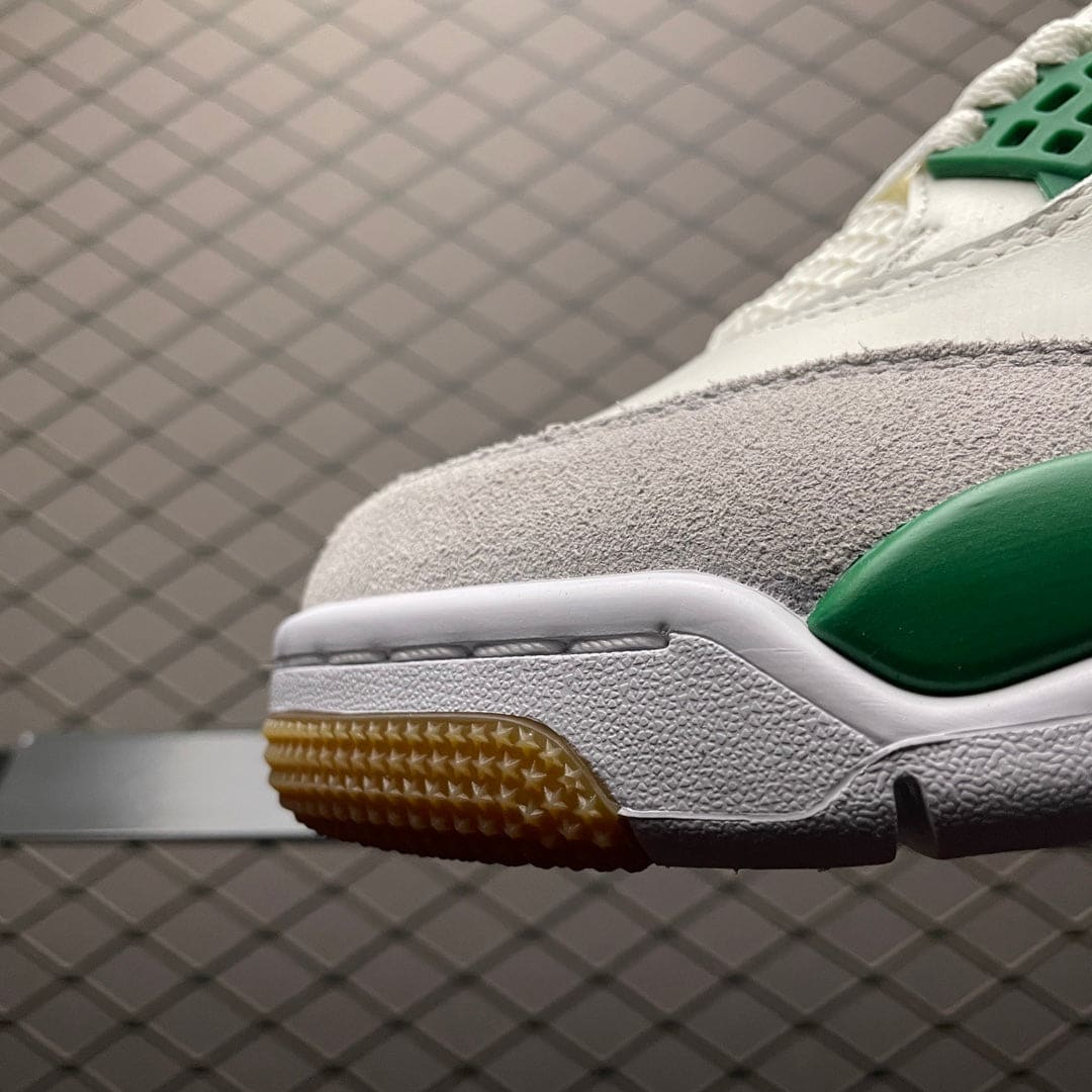 Jordan 4 Retro SB Pine Green - Image 7