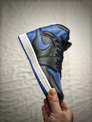 Jordan 1 Retro High Royal - Image 3
