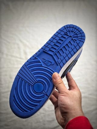 Jordan 1 Retro High Royal - Image 6