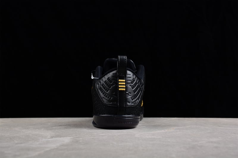 Kobe 11 Fade To Black - Image 5
