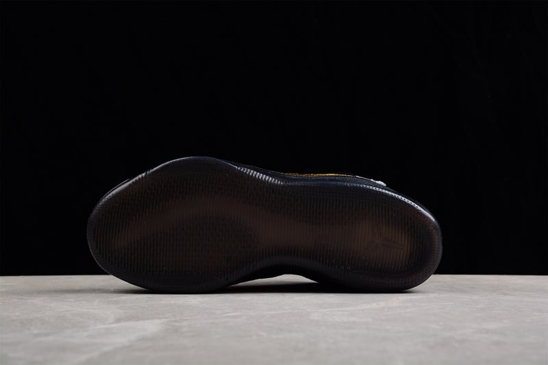 Kobe 11 Fade To Black - Image 6