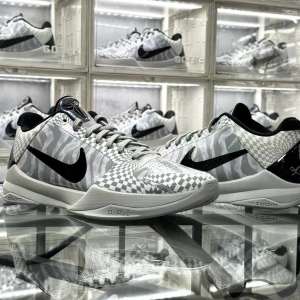 Kobe 5 Protro Zebra PE EXCLUSIVE